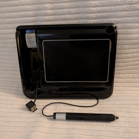 U Draw Instant Studio Wii Game, Manual and Tablet - Picture 5 of 6